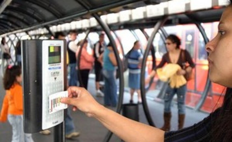 Passagem diferenciada para ônibus metropolitano vale por mais três meses