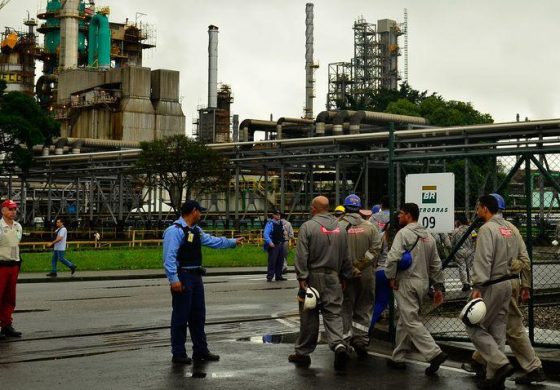 Petrobras anuncia reajuste no preço dos combustíveis nas refinarias