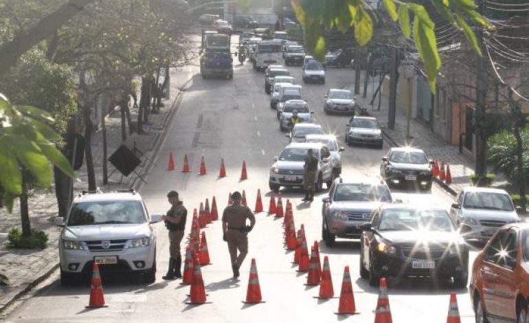 Chance de “cair” numa blitz em Curitiba aumenta 33%